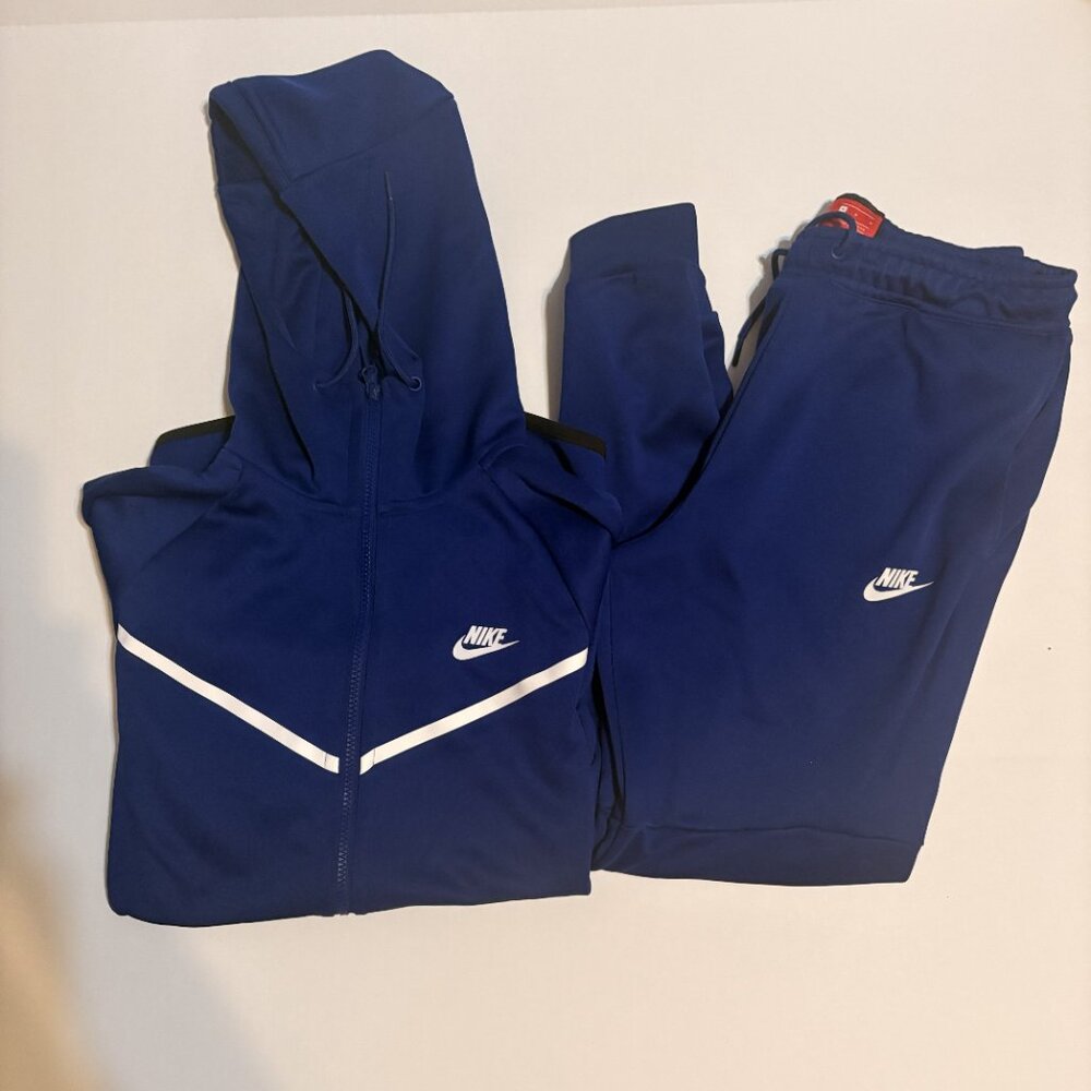 Nike Tech Fleece Sweatsuit